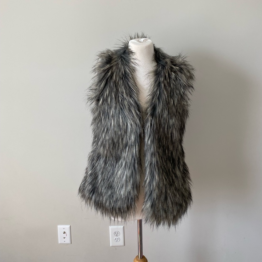 NWOT -Nicole by nicole miller- animal hair vest